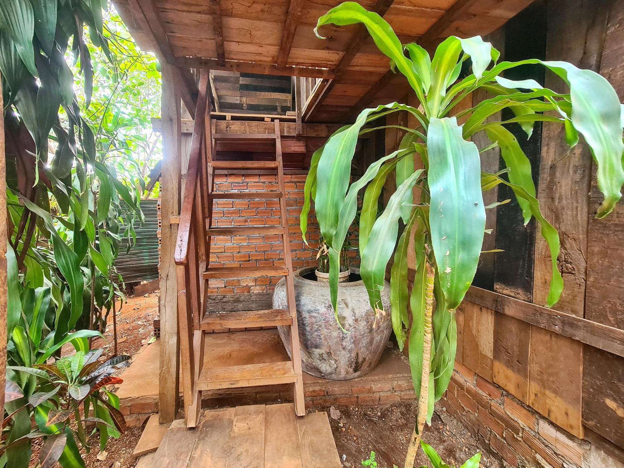 Ratanakiri Homestay & Jungle Trek Banlung Zewnętrze zdjęcie